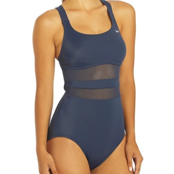 Nike V Back One Piece Swimsuit - Picture 1 of 12